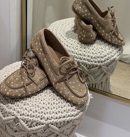 Mocassins studs