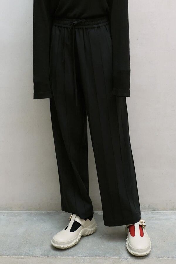 Cordera | Tailoring Relaxed Pants | Black