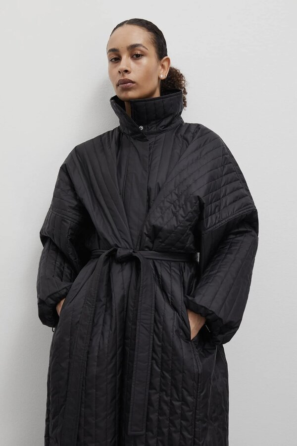 Mads Nørgaard | Quilt Ruler Coat | Black