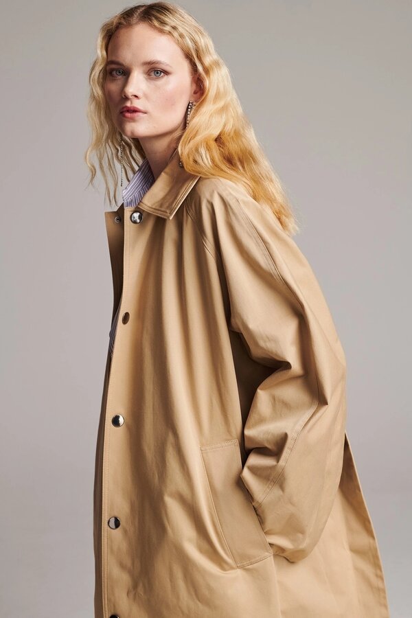 FRENKEN | Pleat Oversized Trench Coat - 242902 | Camel