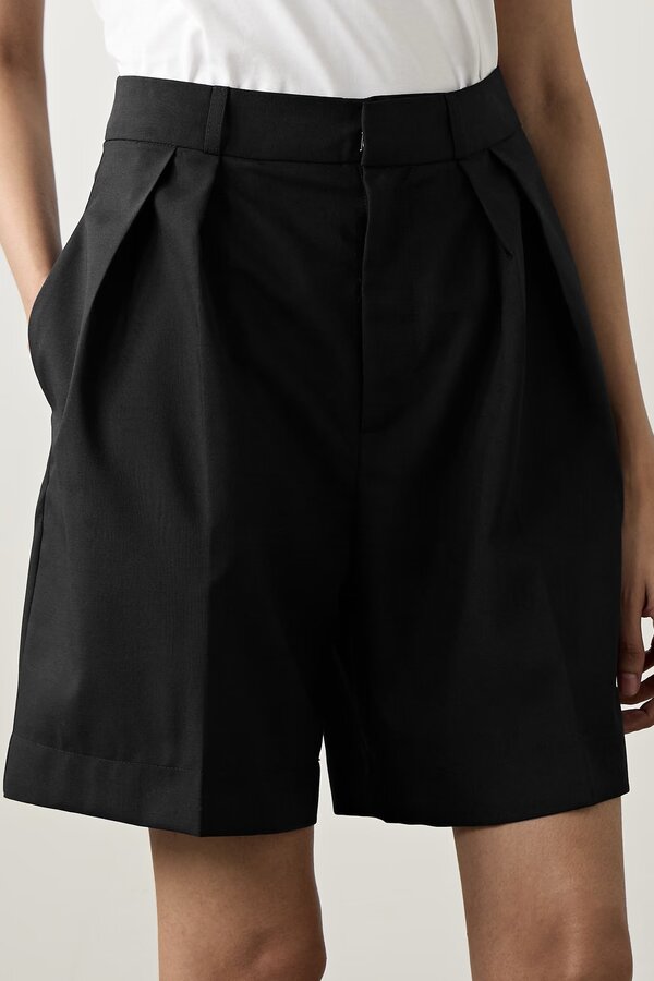 Róhe | Tailored Wide Leg Shorts 611-32-101 | Noir