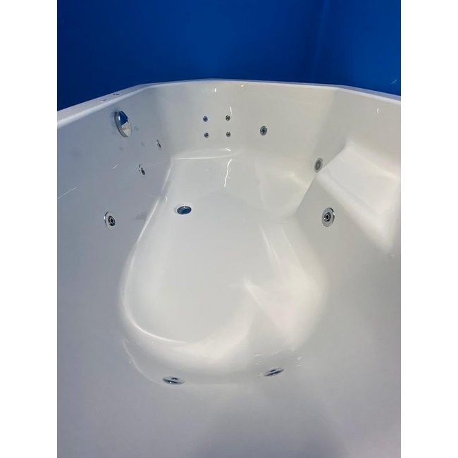 Zenith Whirlpool met Essence systeem 145x145