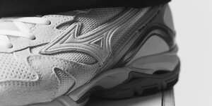 Proud to Introduce | Mizuno Wave Rider