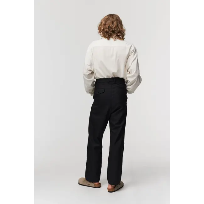 Adnym Atelier Alo P 201 - Smoke Black