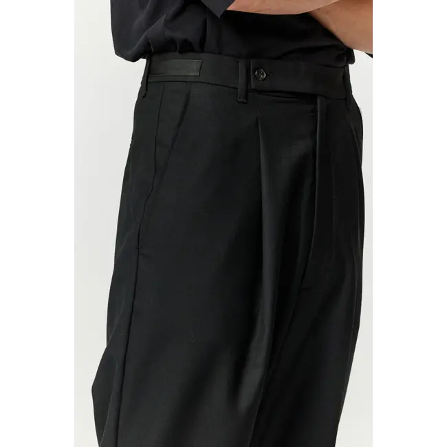 Adnym Atelier Alo P 201 - Smoke Black