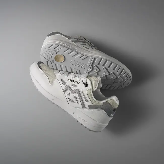 Karhu Legacy 96 - Cloud Dancer / Limestone