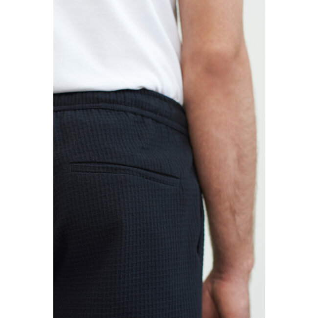 About Companions Jim Shorts-Eco Crepe-Black
