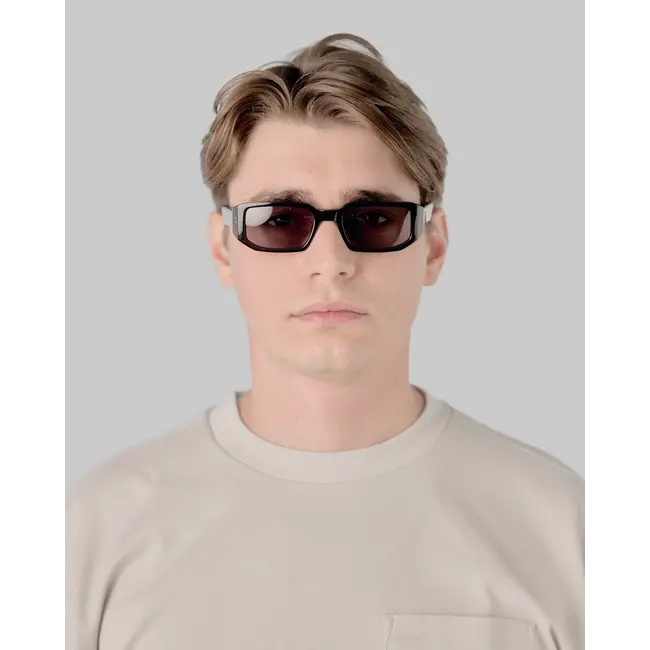 SAMPLE Dixon / Sample Black