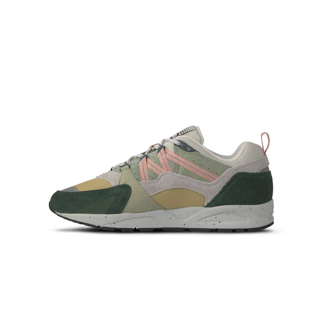 Karhu Fusion 2.0 - Darkest Spruce / Cameo Rose