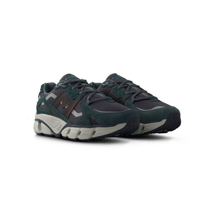 Karhu Super Fulcrum - India Ink / Black