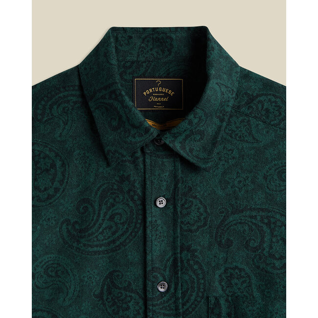 Portuguese Flannel Green Paisley Jacquard