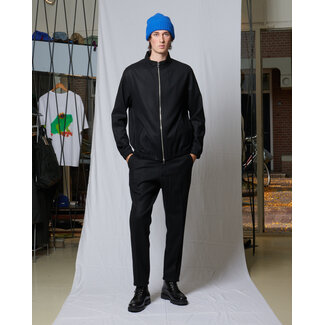 Shop the look - Kleman - About Companions - Howlin'