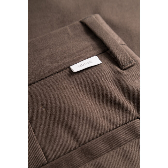 Norse Projects Norse Standard Chino - Seal Brown