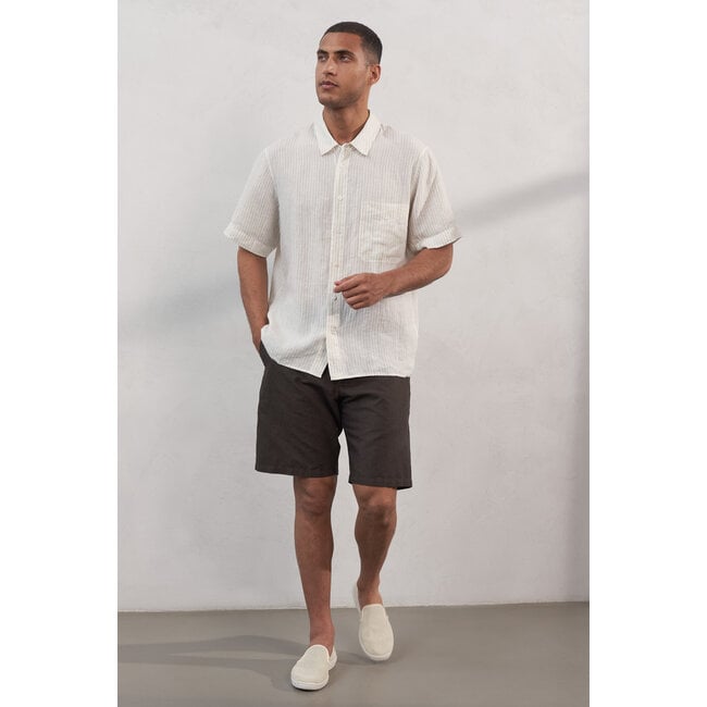 About Companions Jonny Shorts - Linen Coffee