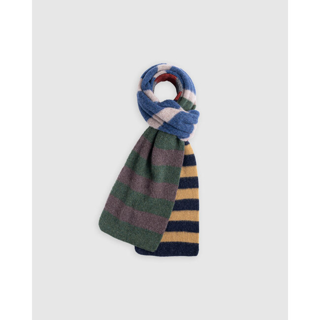 Howlin' Cosmic Surfin Scarf - Layered Up