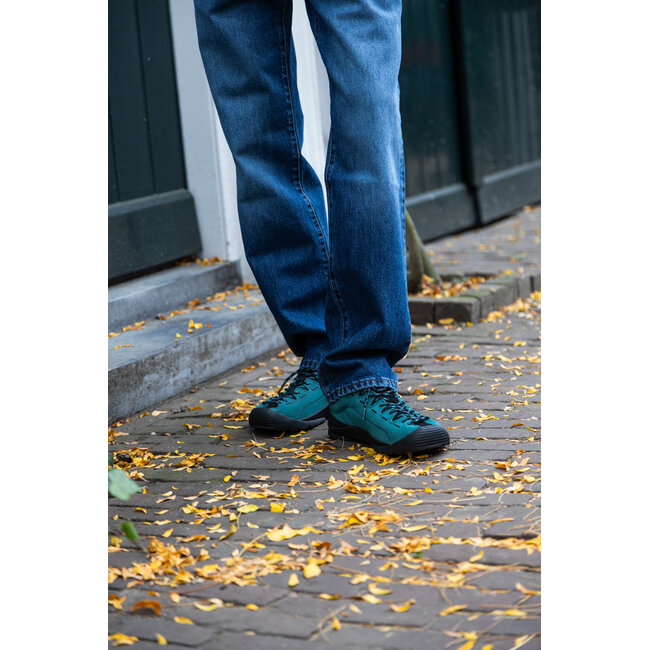 Shop the look Gijs - Nine In The Morning - Kavu - Keen - Frizmworks