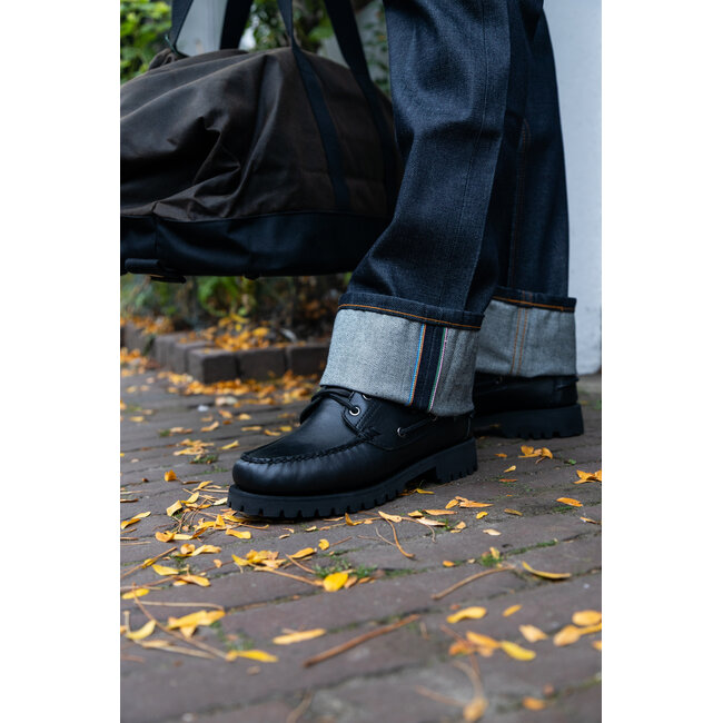 Shop the look Joost  - Universal Works - Norse Projects - Sebago - Barbour - Naked And Famous