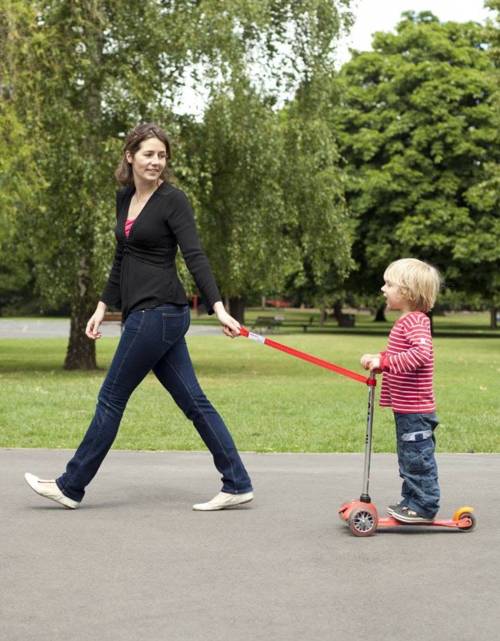 Micro Step Scoot'n Pull Blauw