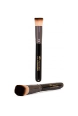 PXP Kabuki brush lang