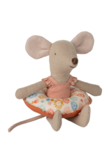 Maileg Kleine zus Muis Beach met zwemband