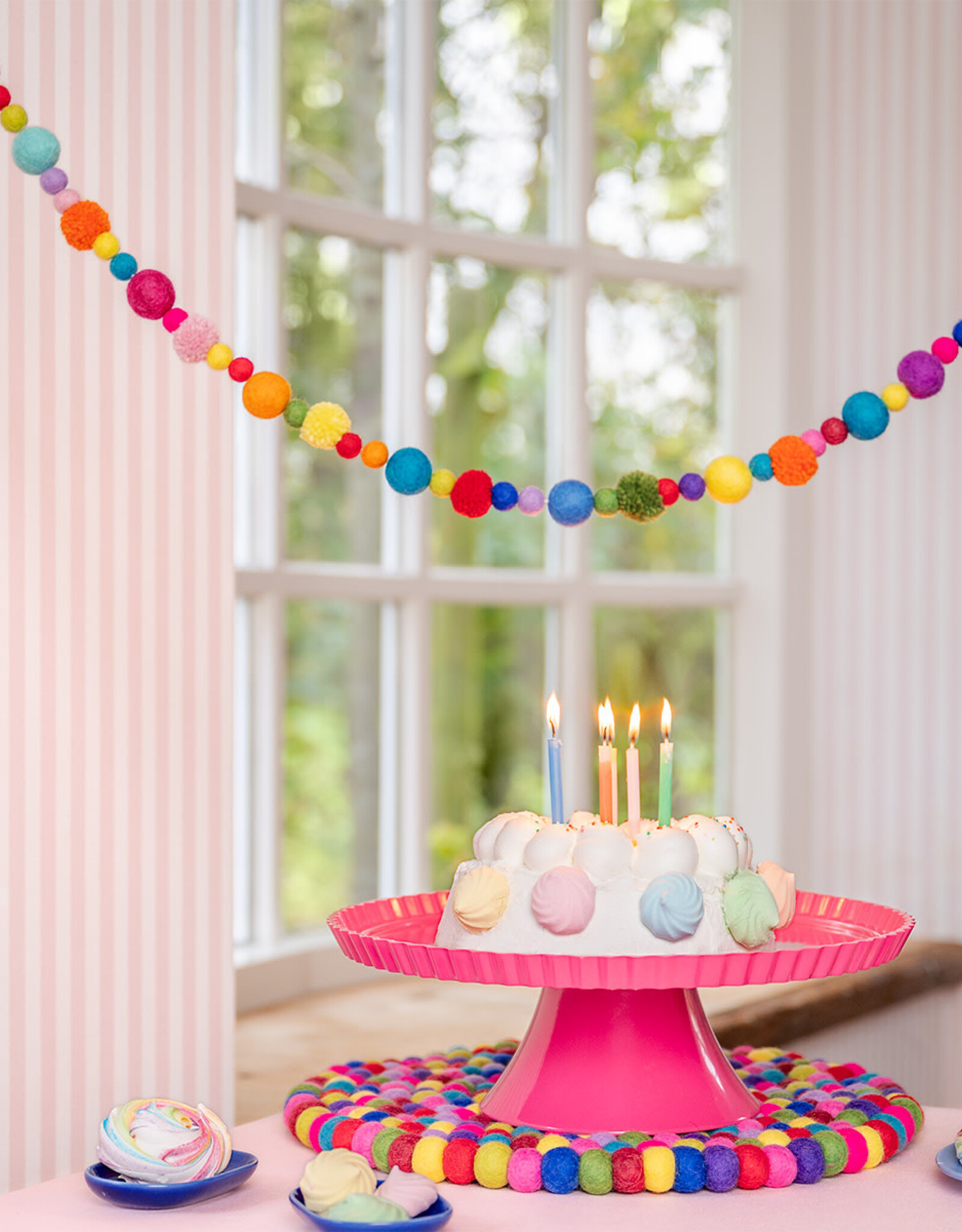 Sjaal met Verhaal Slinger vilt Balletjes & Pompons multicolor