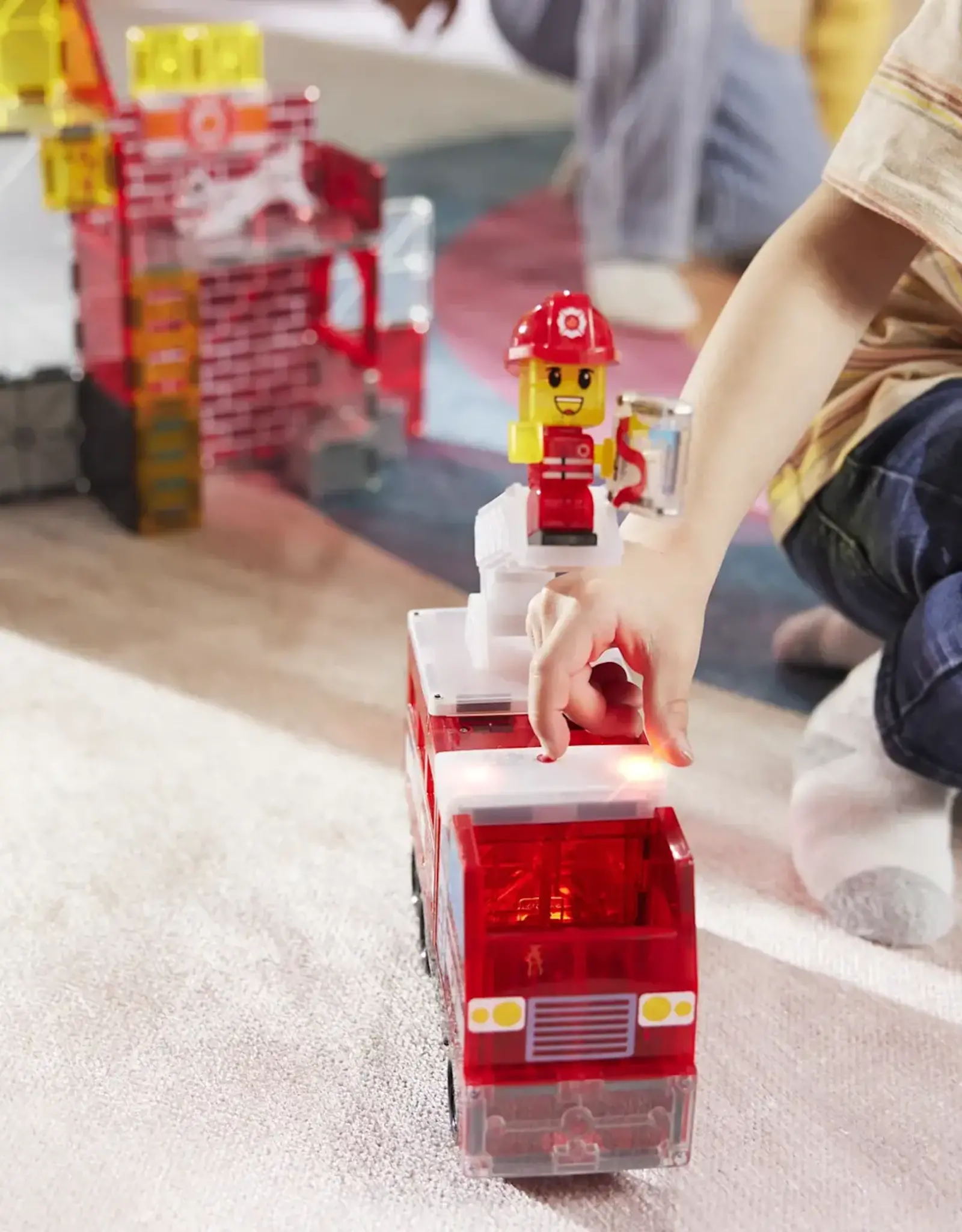 Magna-Tiles Magna-Tiles Fire Station