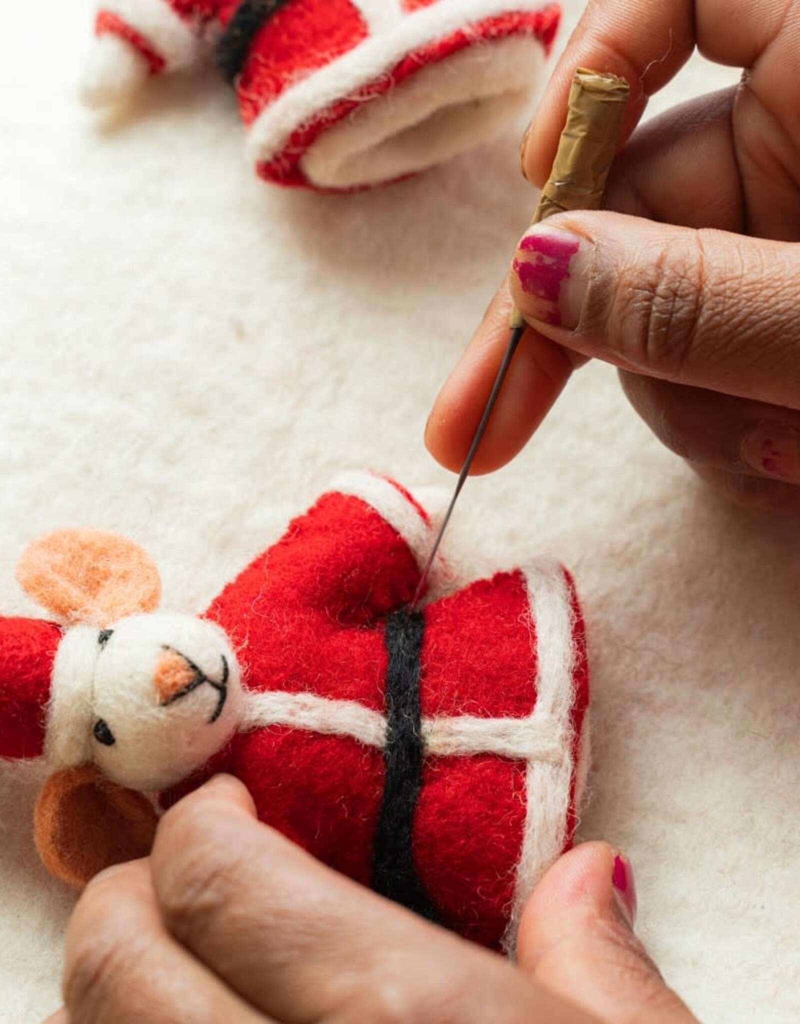 Sjaal met Verhaal Vingerpopje Muis Kerstmuis