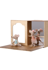 Maileg Dansstudio met Kleine broer en zus Ballet Maileg Dansstudio met Kleine broer en zus Ballet