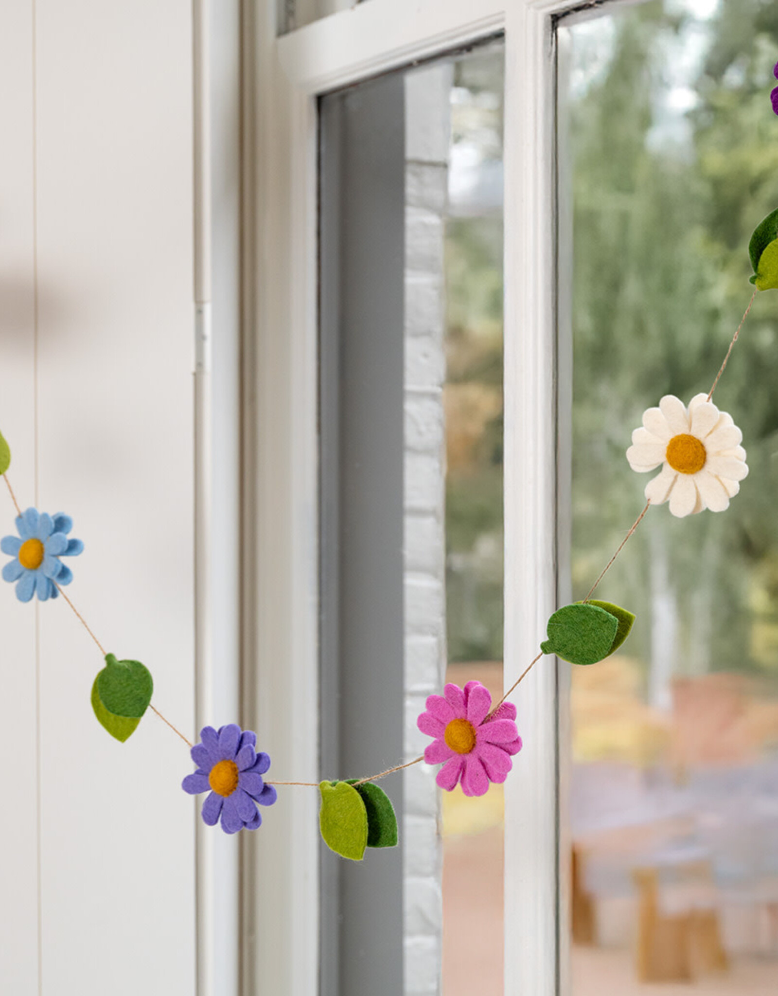 Sjaal met Verhaal Viltslinger Margrietjes Violettinten