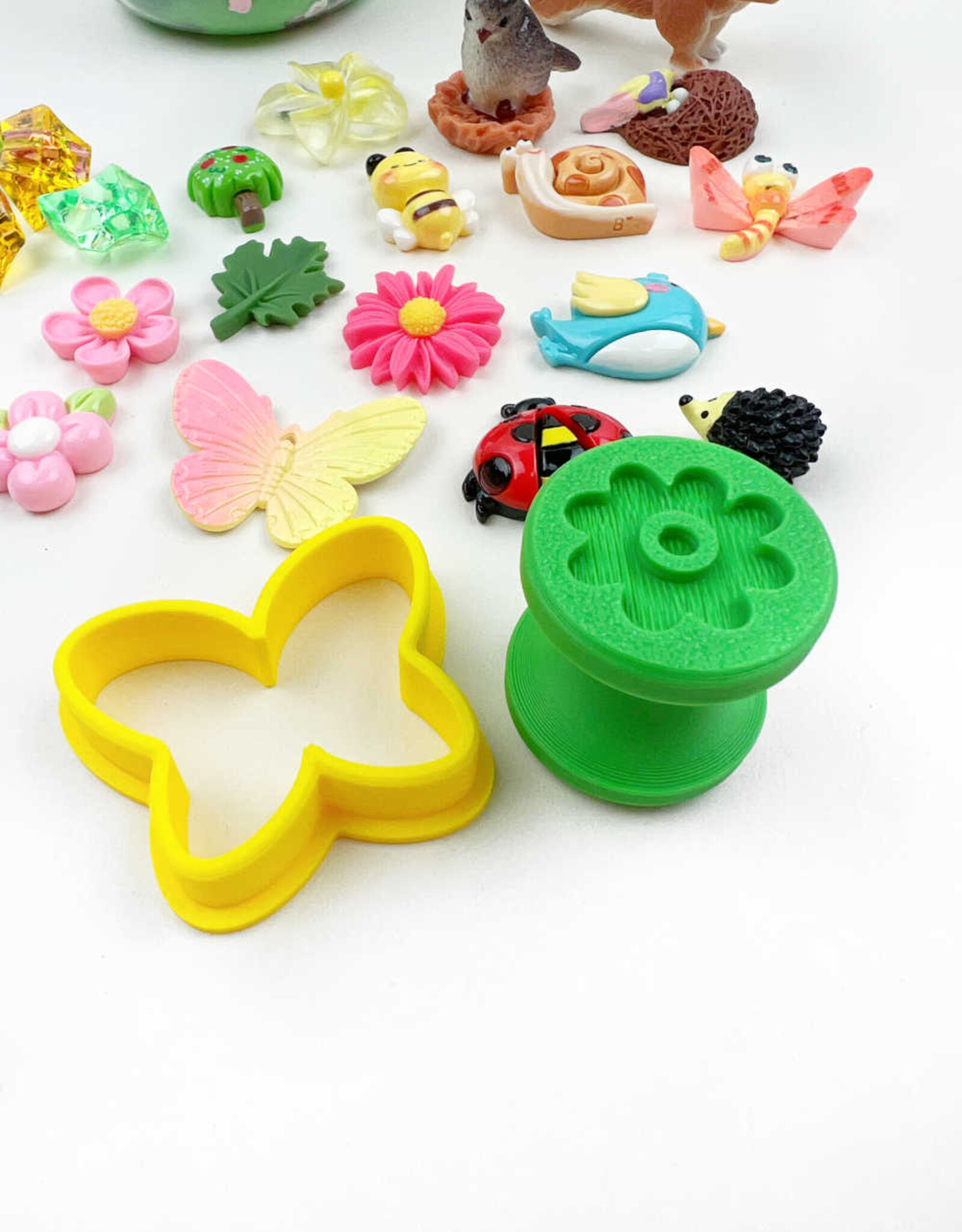 Invitation to Imagine Play Pot Garden