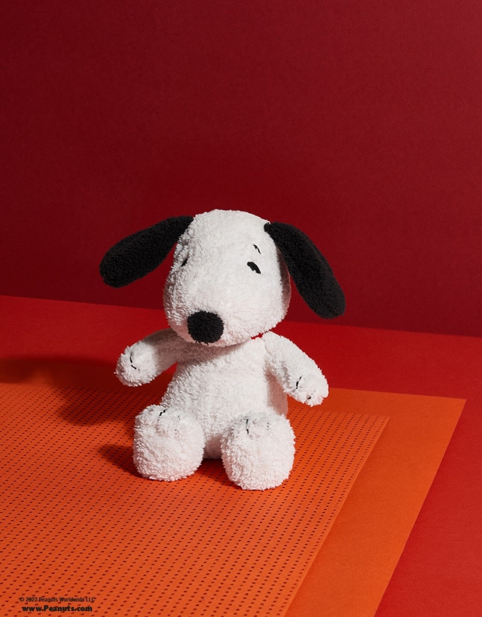 Bon Ton Toys Snoopy ECO Tiny Teddy