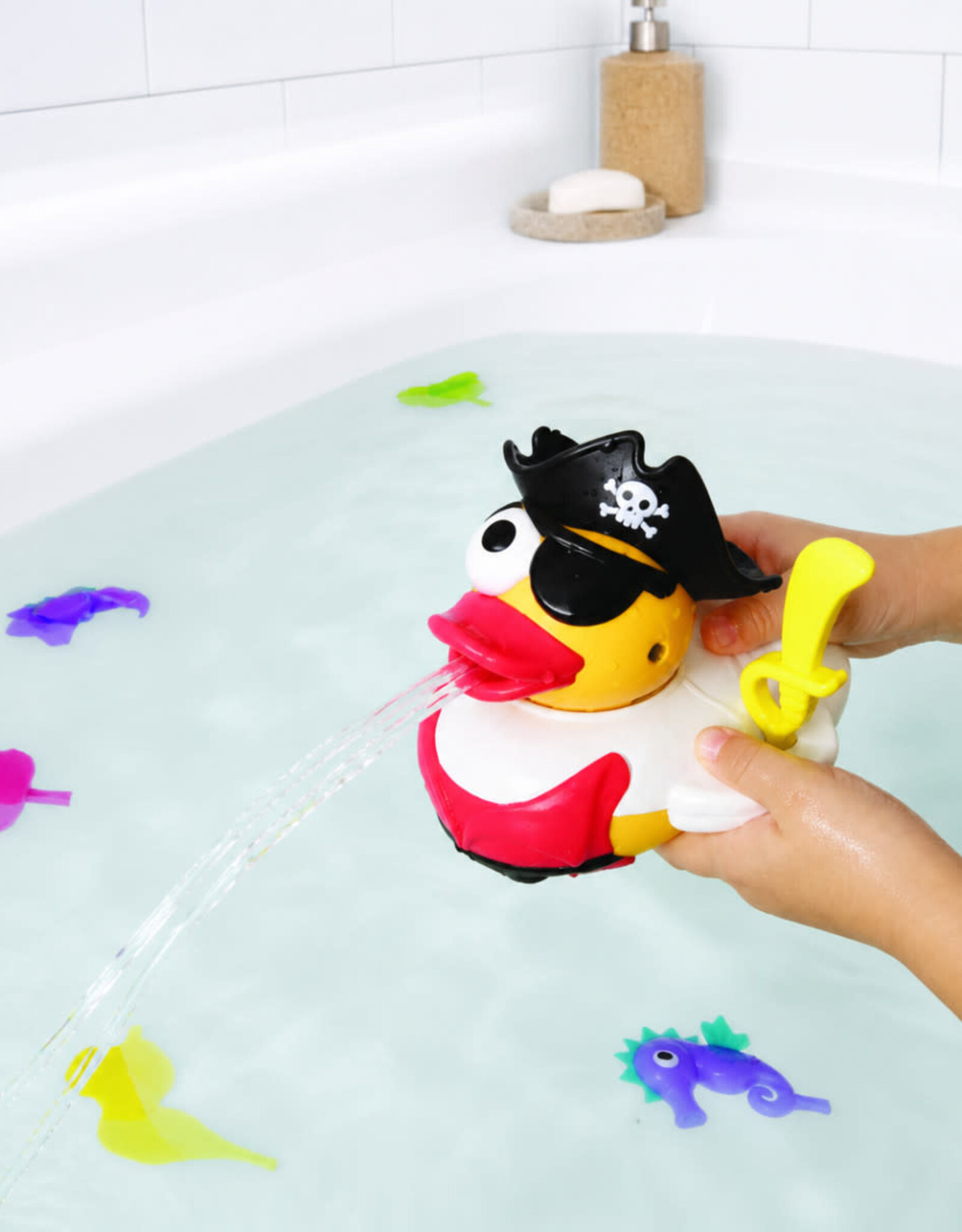 Yookidoo Create ‘N’ Spray Ducks Pirate