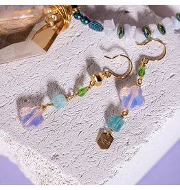 Murielle Perrotti Oorbel MP - Studio - Fluoriet Peridot & Trefle Kristal - Goud Multi - Asym