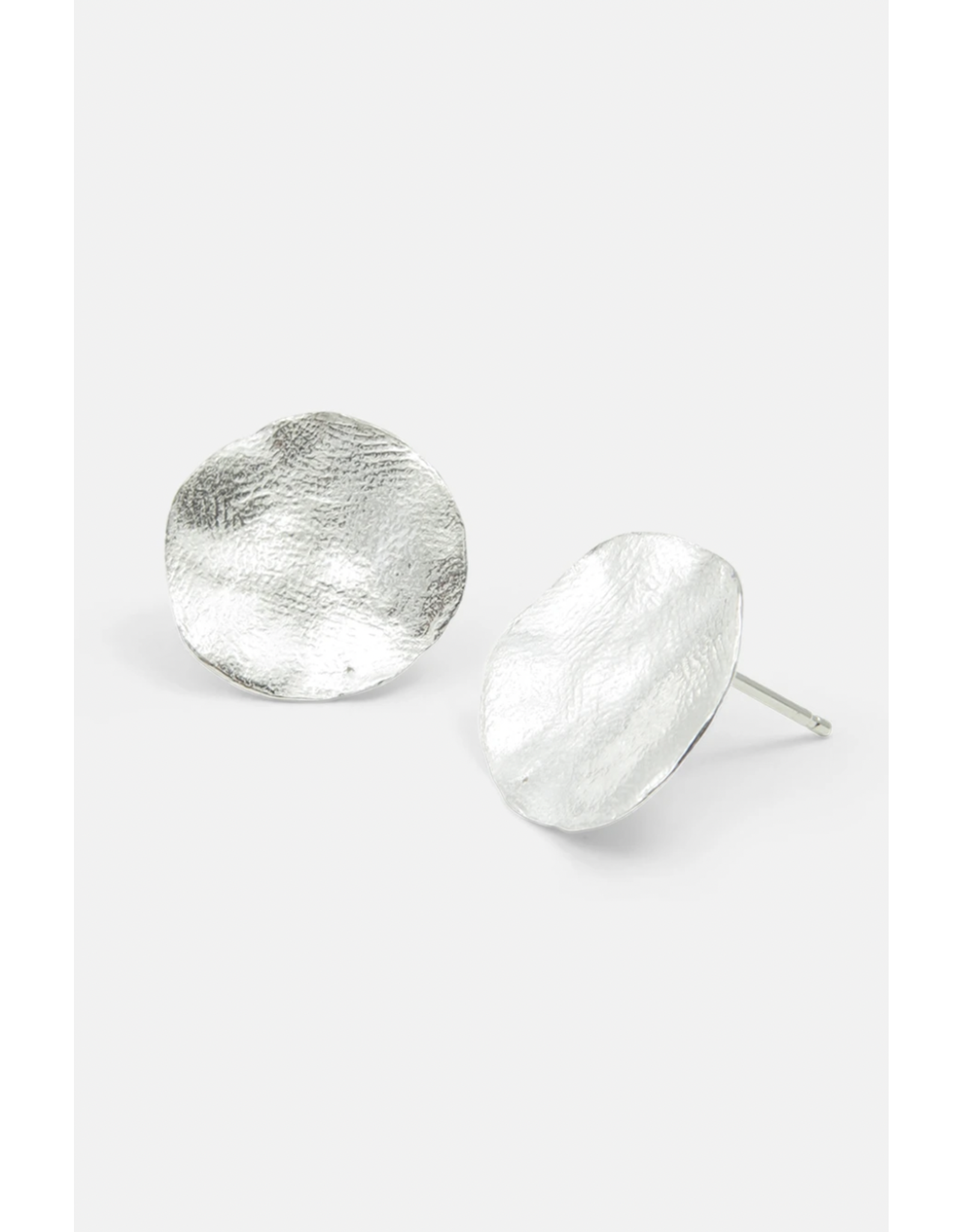 Studio MHL Oorbel MHL - Gehamerd Rond Clay - 16mm - Zilver925
