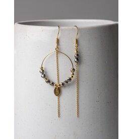 Murielle Perrotti Oorbel MP - Pierre - Creool & Ketting - Pyriet & Hematiet - Asym