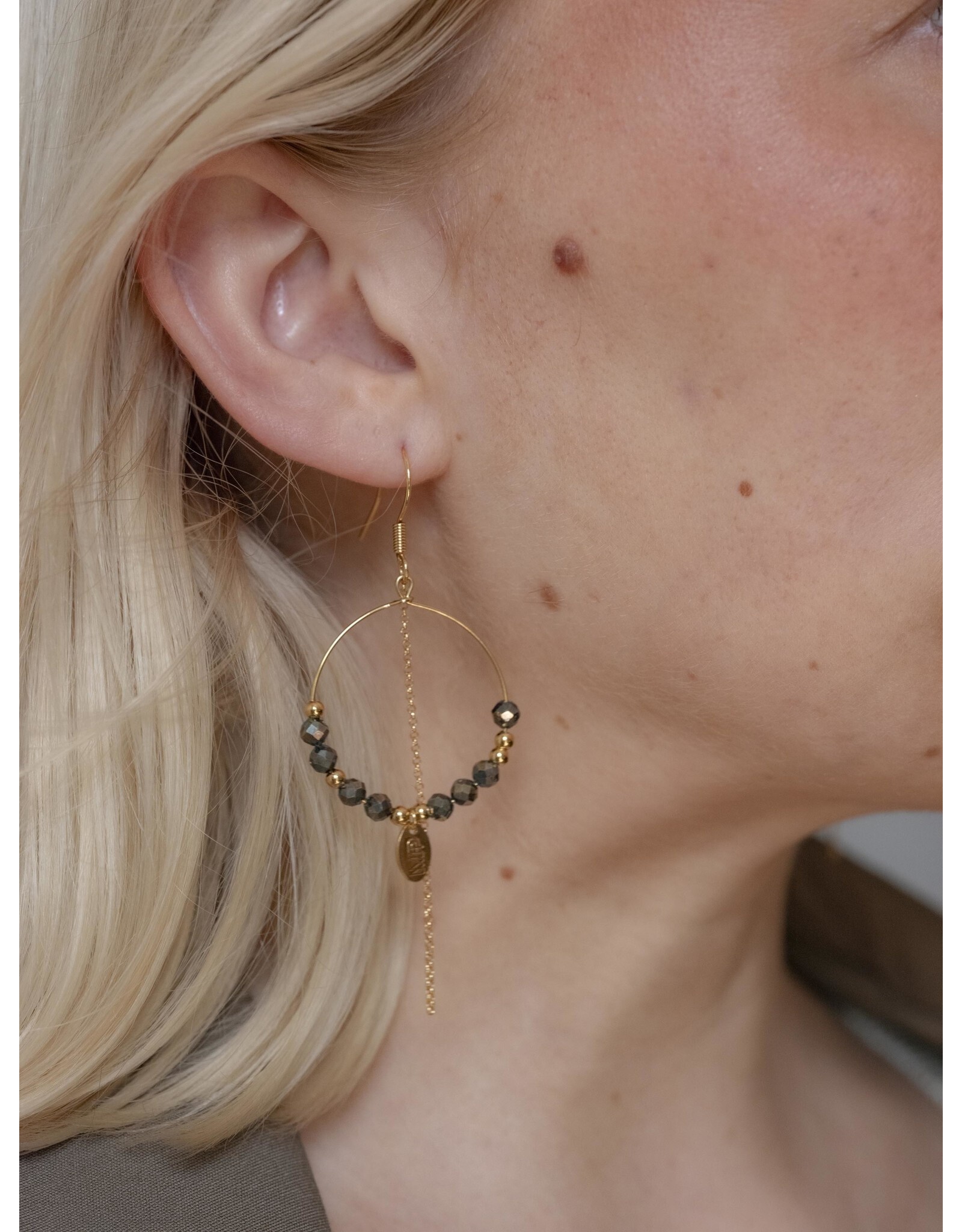 Murielle Perrotti Murielle Perrotti Oorbel