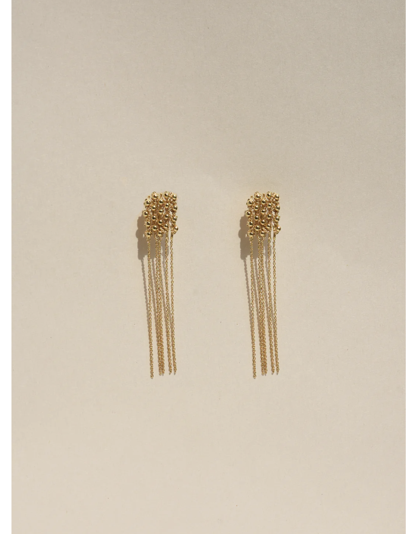 Judith Benita Oorbel Arabesques - Lang - Messing Verguld 24K
