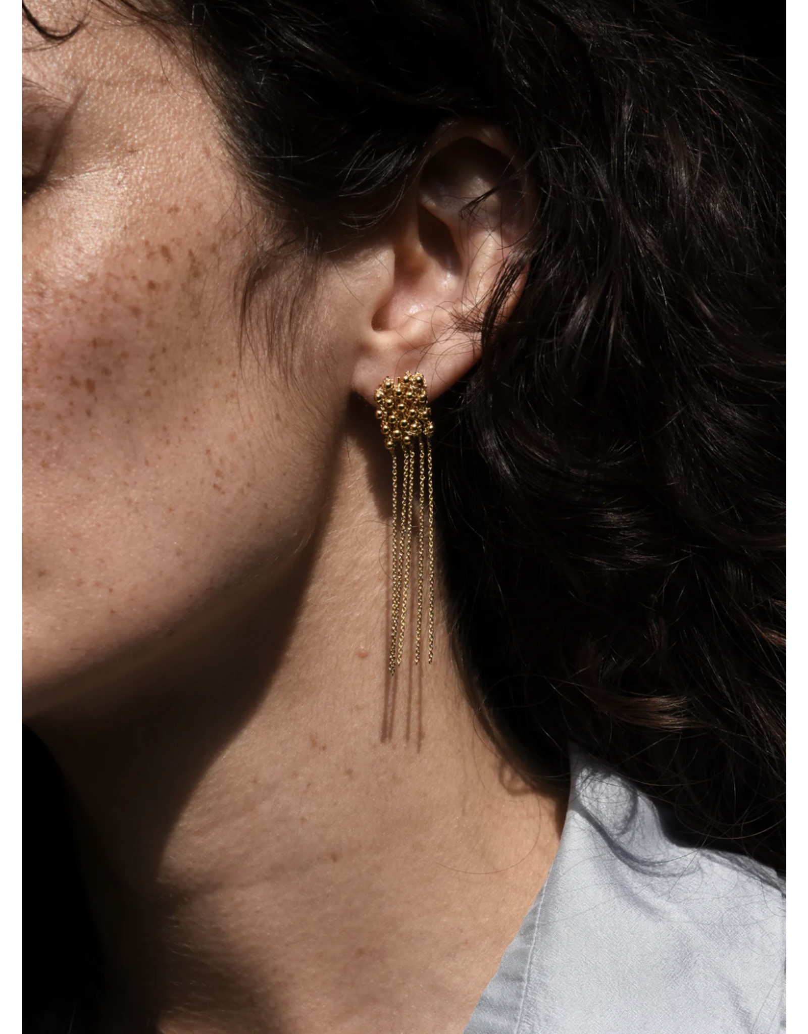 Judith Benita Oorbel Arabesques - Lang - Messing Verguld 24K