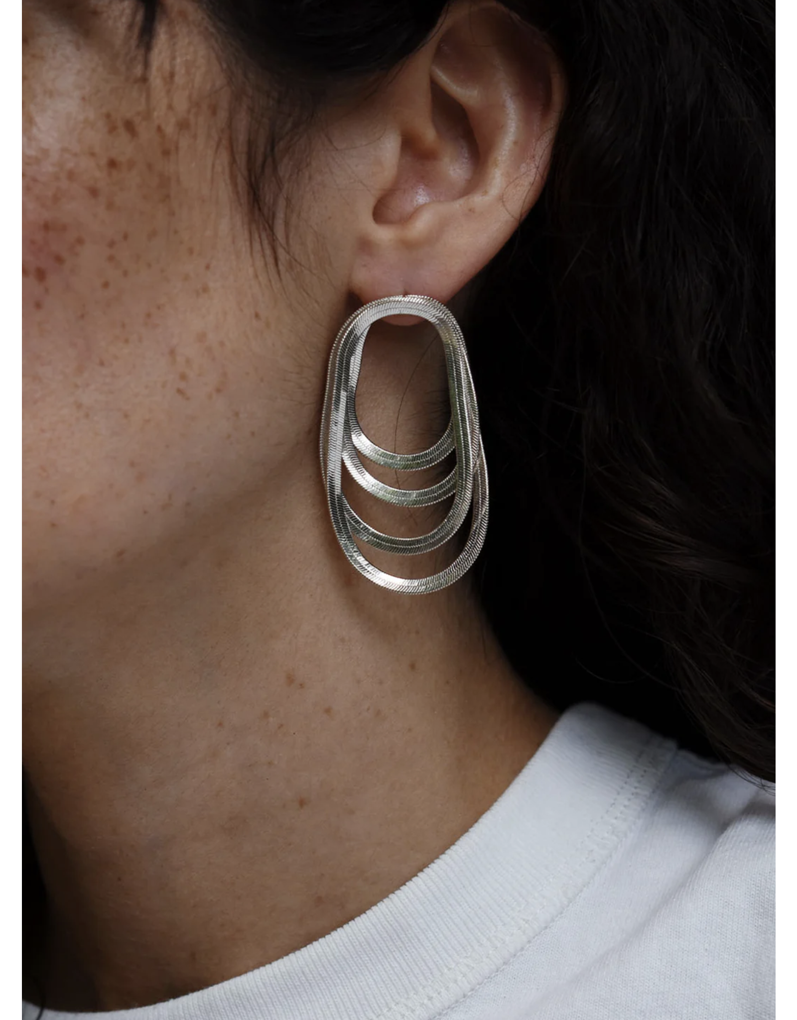 Judith Benita Oorbel  Geste maxi - Zilver - Messing Verguld 24K