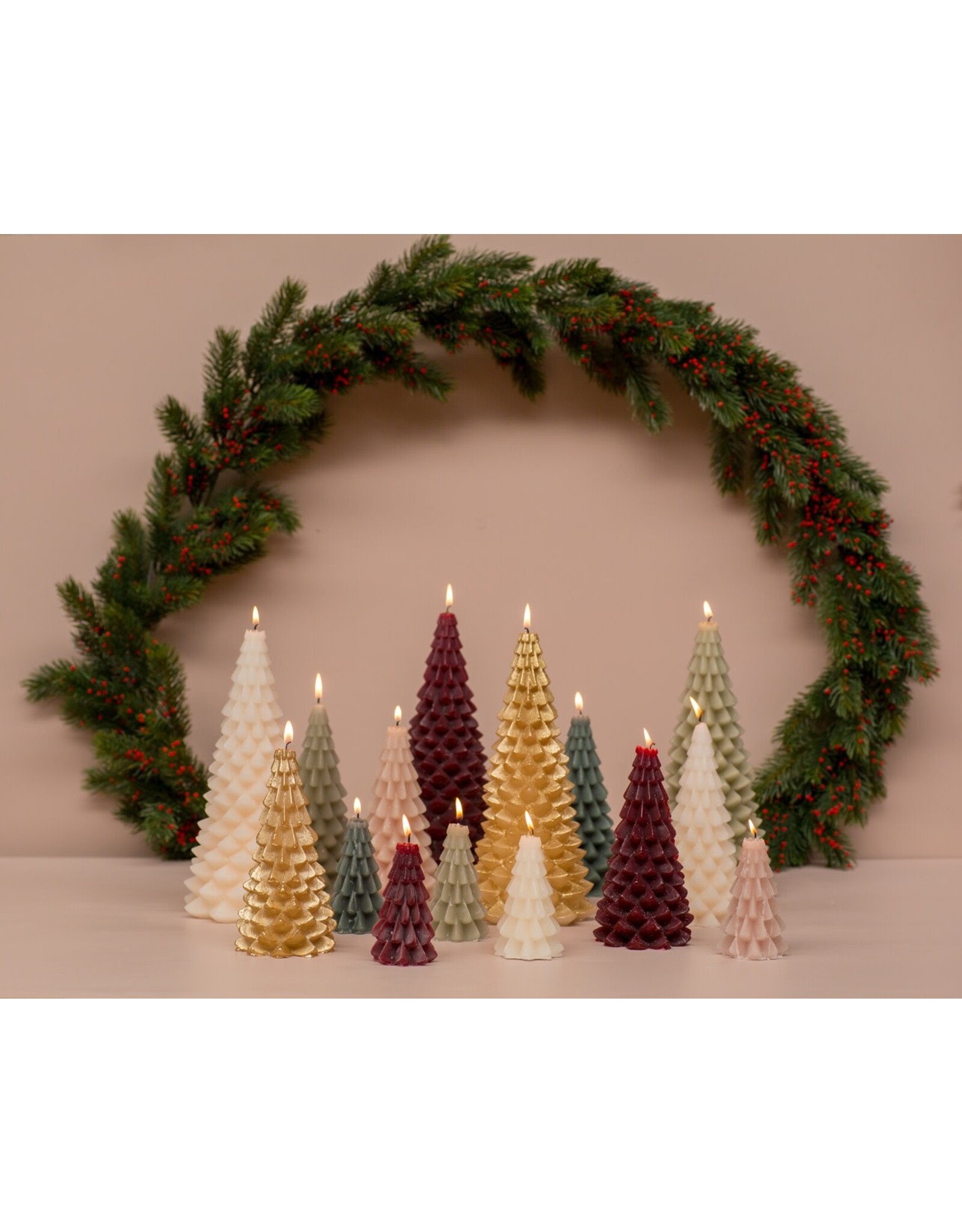 Rustik Lys Kaars - Kerstboom L - Vanilla - 13,5 x 30 cm