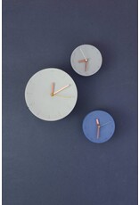Studio Harm & Elke Klok S - Cobalt, Secondewijzer Fluo Roos - Ø 10