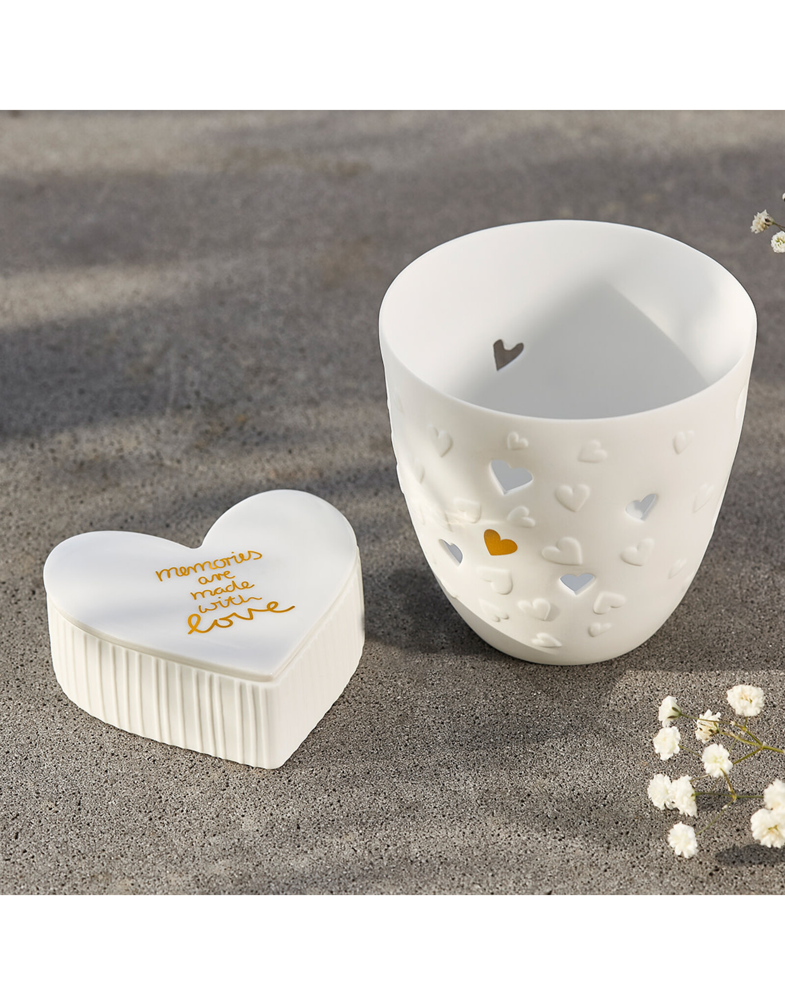 Raeder Theelicht L - Bladerende Hartjes - Ø 9,5 x 9cm