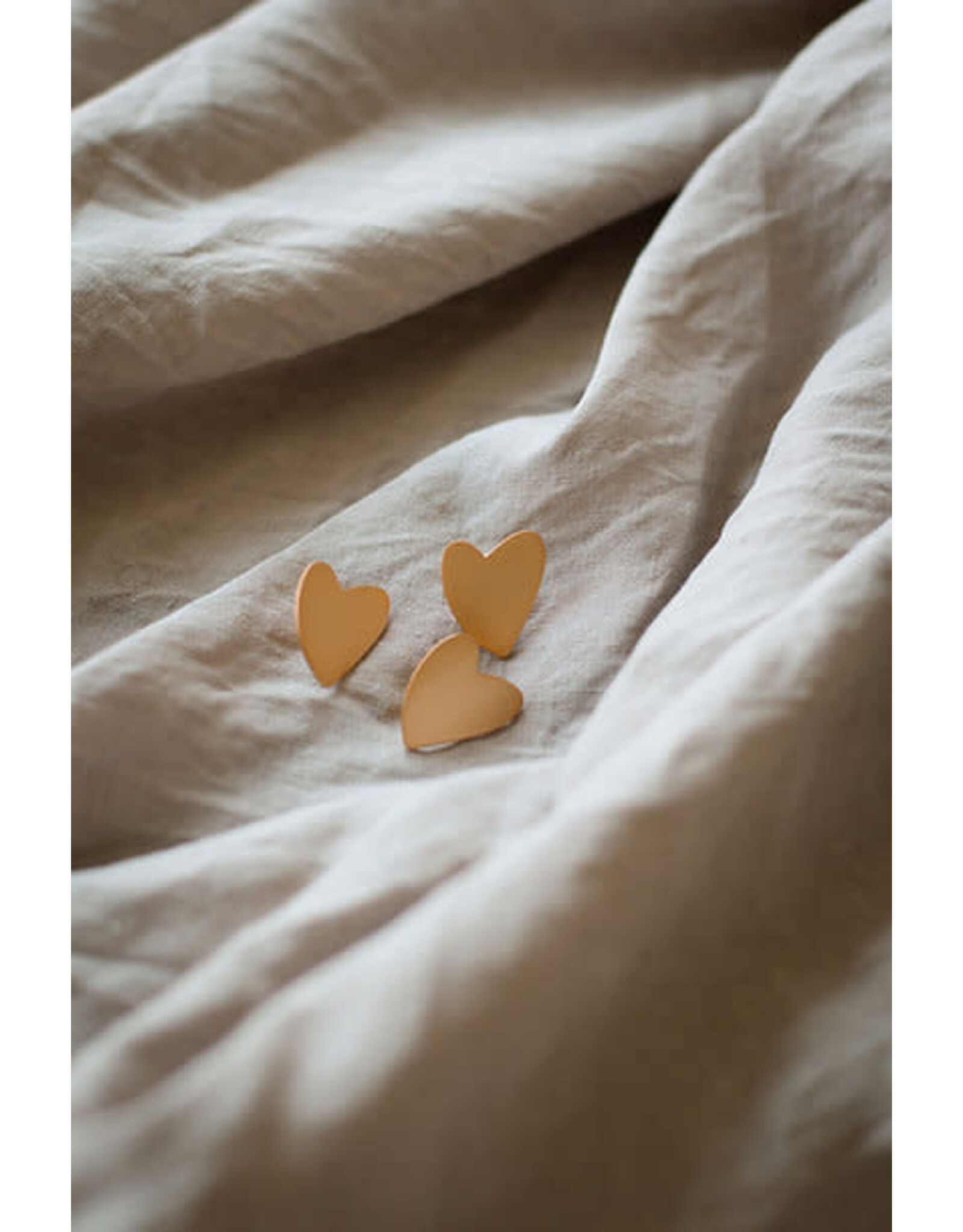 Poussière des rues Pin Coeur - Messing - Ø 2,5cm