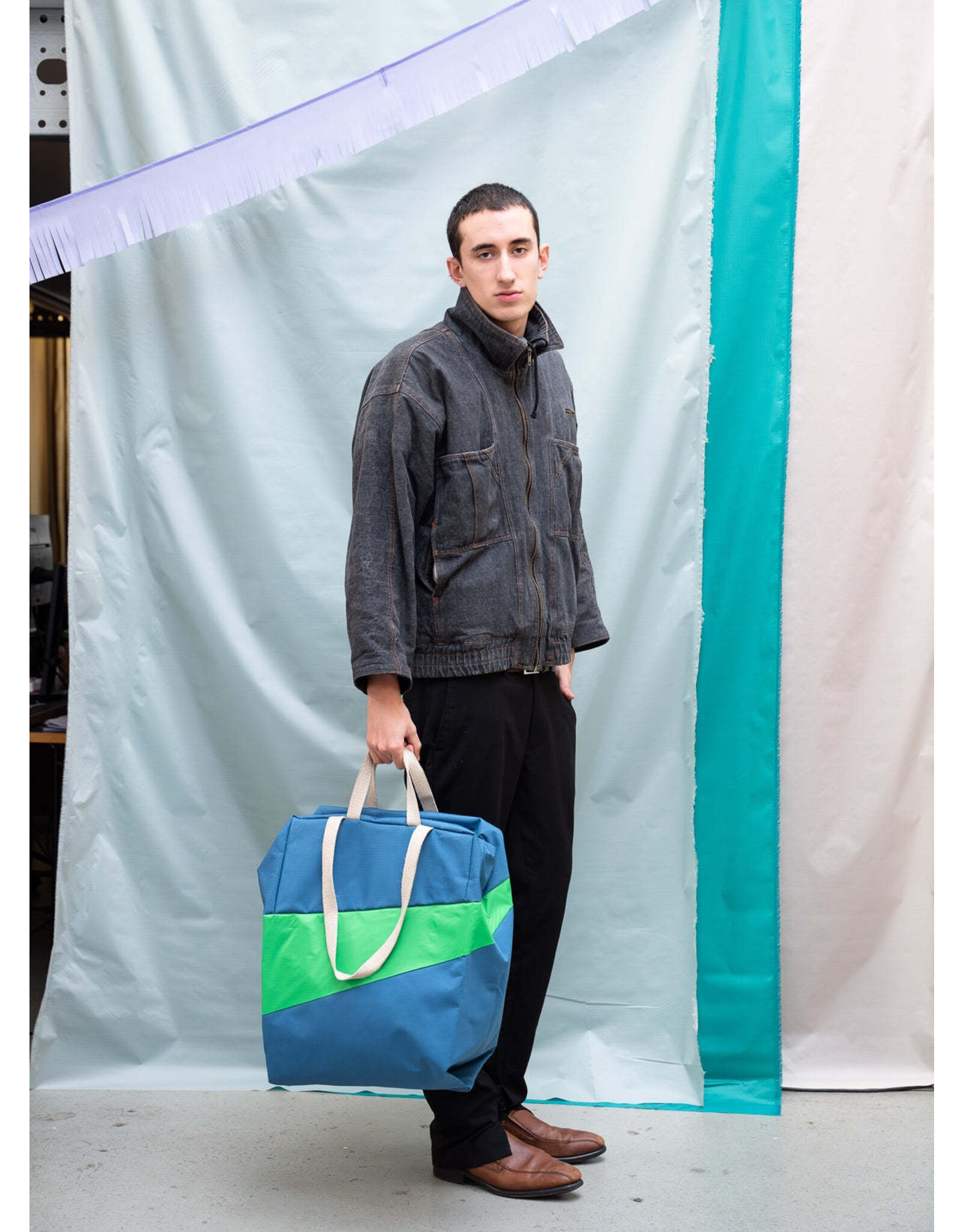 Susan Bijl Tote Bag L, Dark Patrol & Greenscreen - 37 x 56 x 26 cm