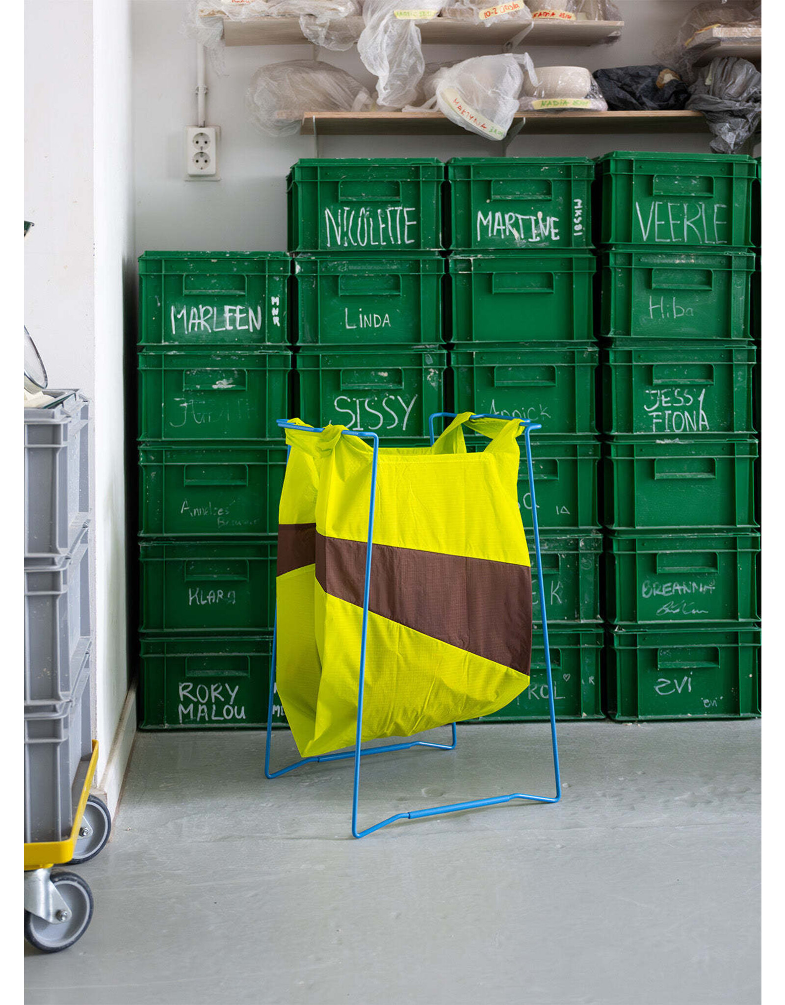 Susan Bijl Trash Rack, Blue