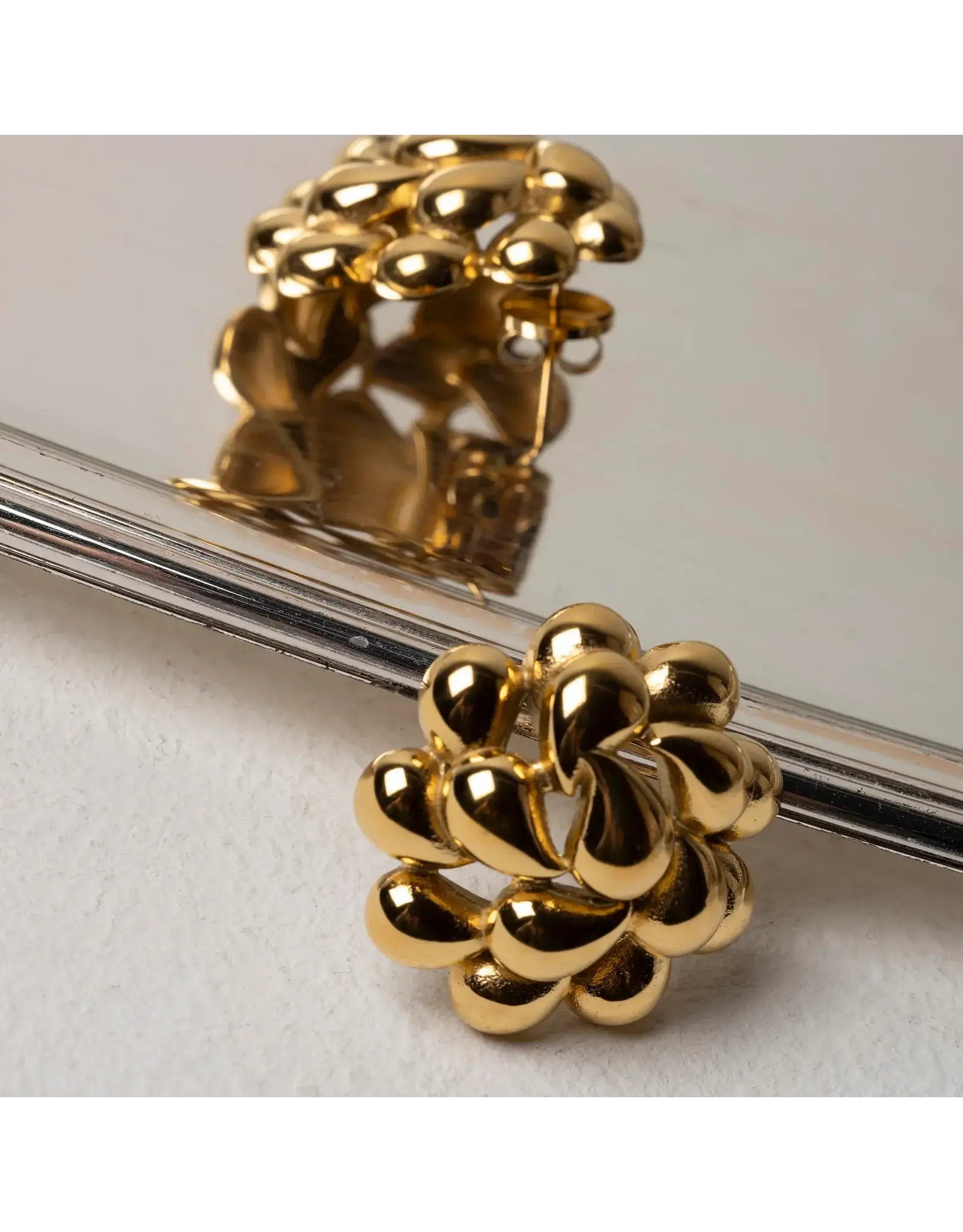 Murielle Perrotti Oorbel MP - Call me, Bloemvormig - Goud - Sym