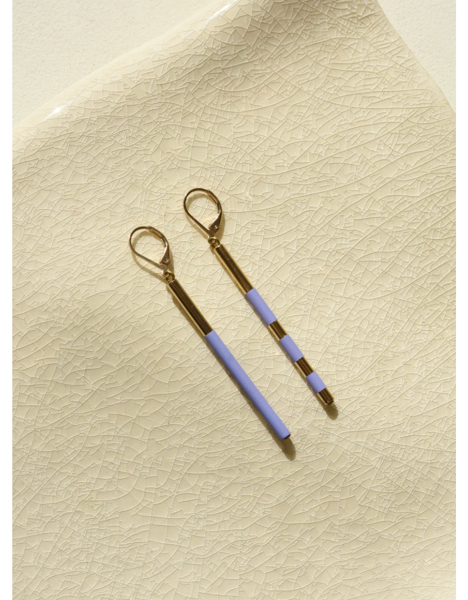 Judith Benita Oorbel Savoy - Lila - L 5cm - Messing Verguld 24K