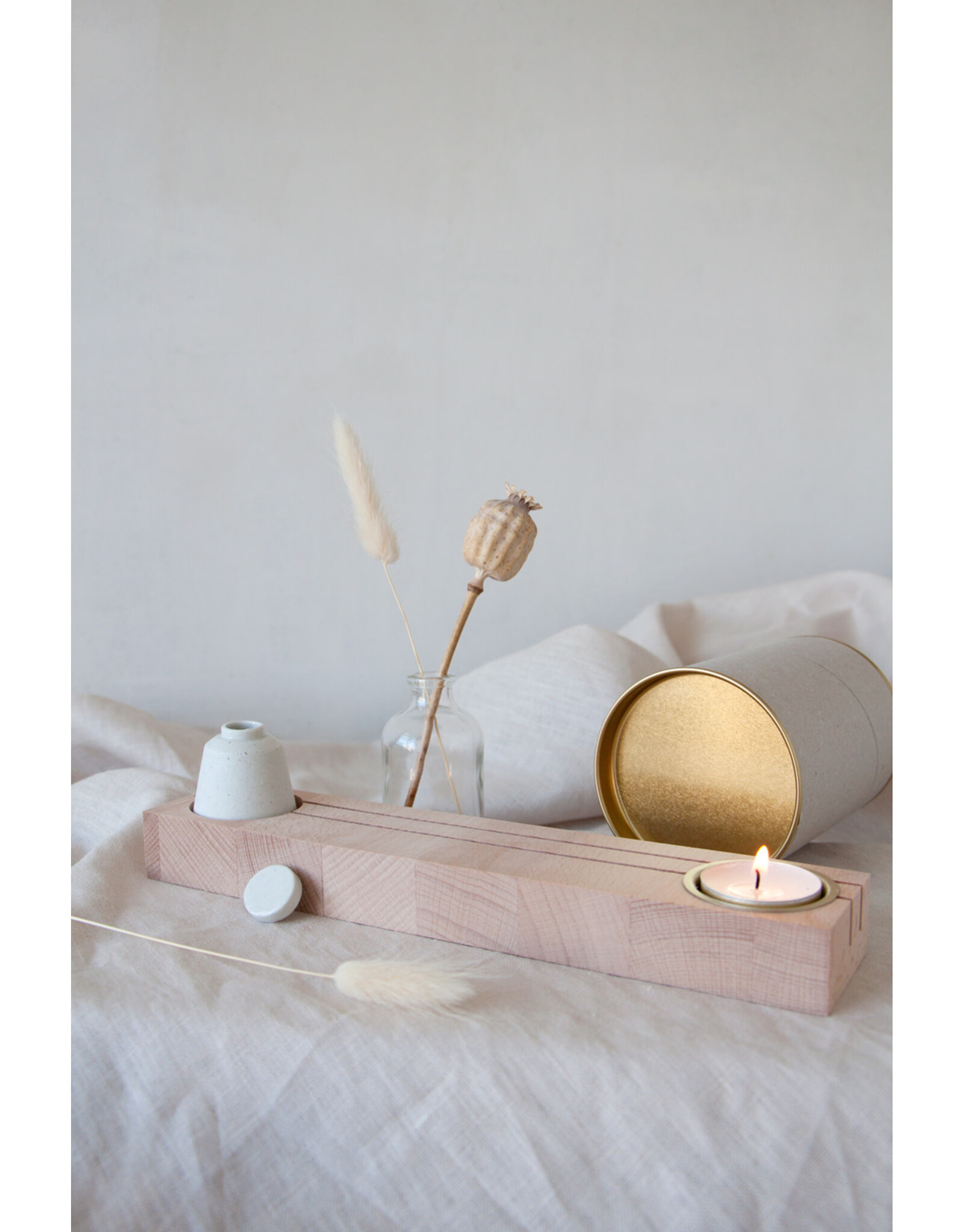 Roosmarijn Knijnenburg Mini urn Terra – subtiele herinnering in keramiek