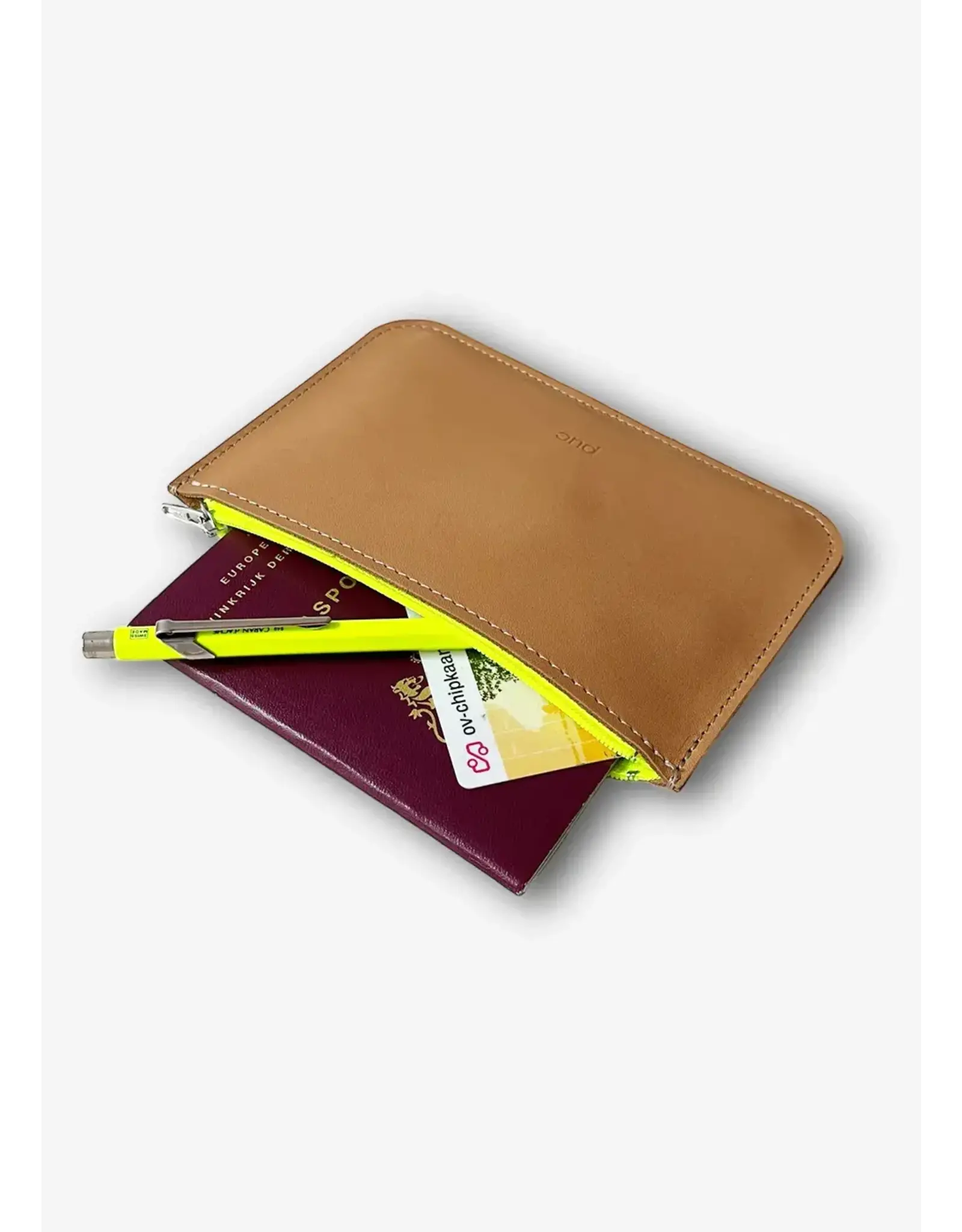 Puc Easy Wallet Big - Cognac/ Neon Yellow zipper