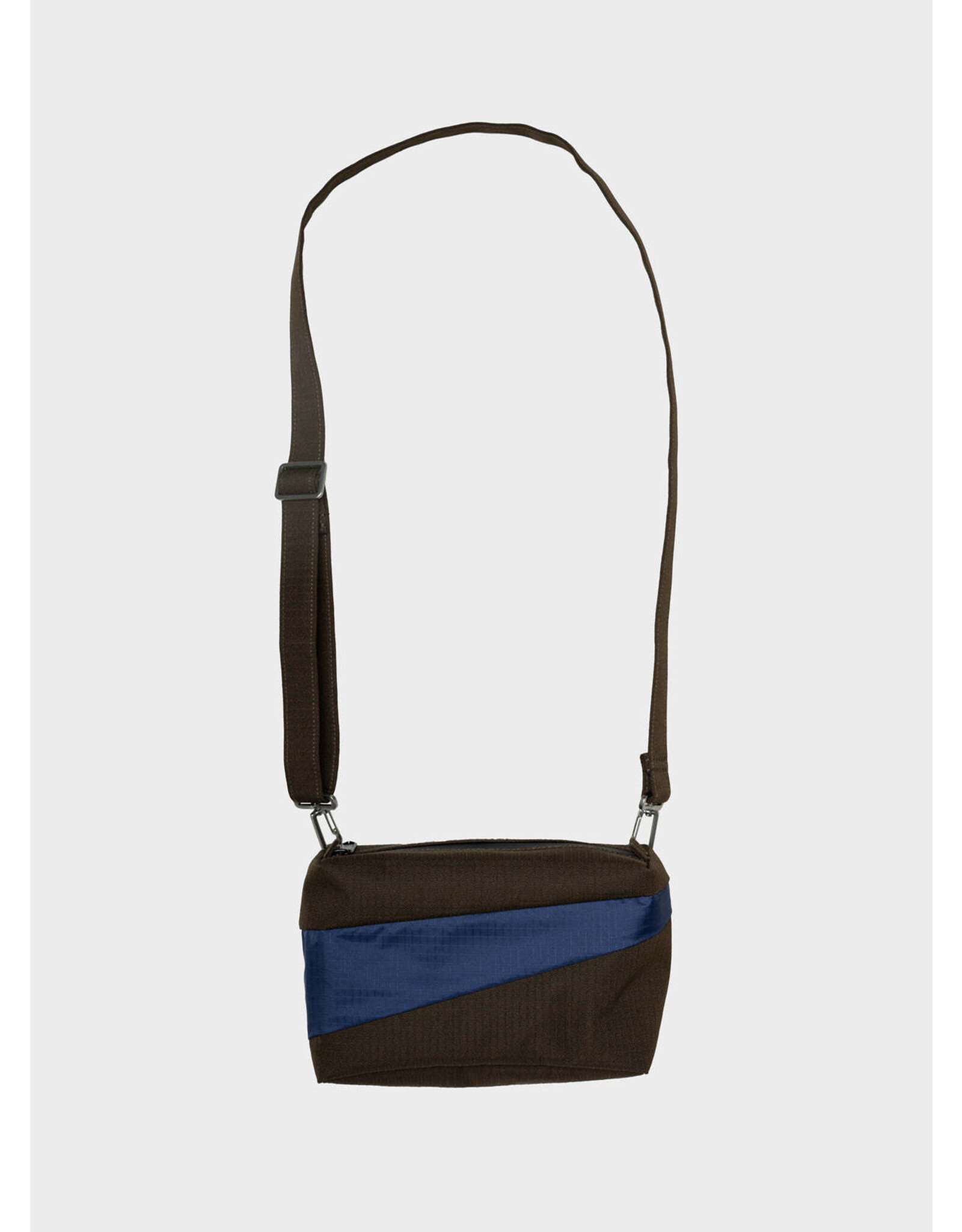 Susan Bijl Bum Bag S, Mud & Navy - 13 x 18,5 x 6,5 cm